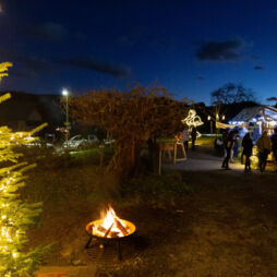 Adventzauber in Schiefling am Wörthersee Weihnachtsmarkt Nikolo